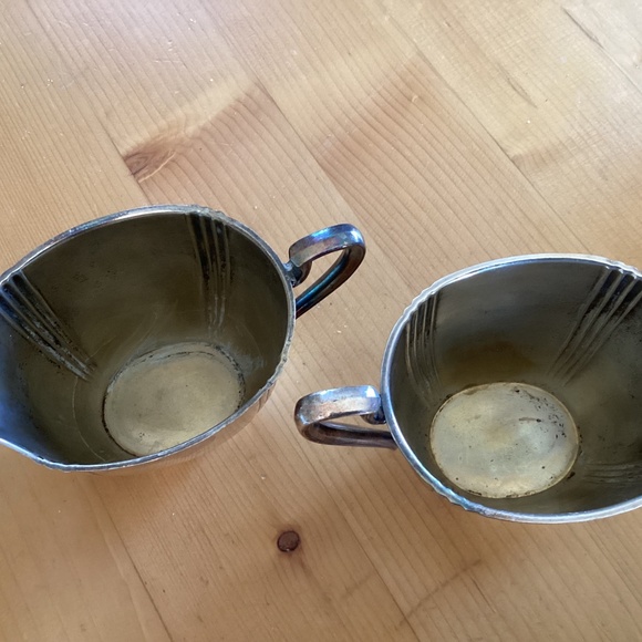 Vintage silver or silver plated? Creamer, sugar bowl, and teapot - WM Roger’s - Picture 16 of 16